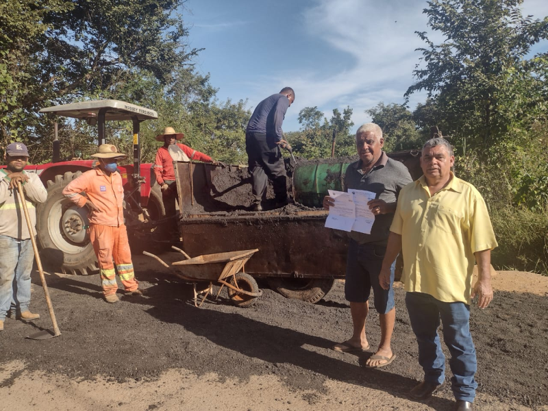 VEREADOR FAZ SOLICITAÇÃO E É ATENDIDO PELO EXECUTIVO MUNICIPAL