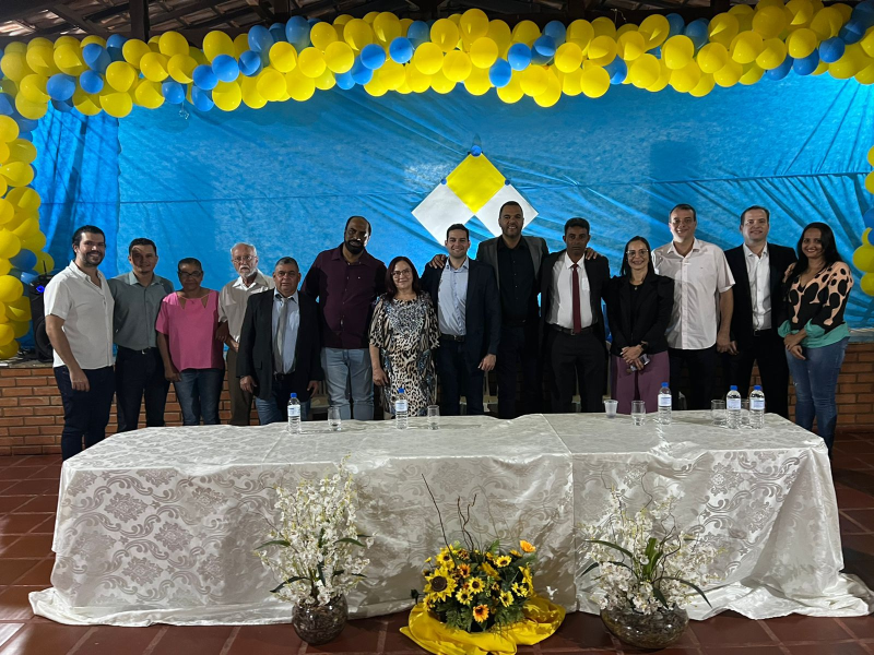 VEREADORES DE CORINTO PARTICIPAM DA ENTREGA DOS KITS DO PROGRAMA DE INTEGRAÇÃO AABB COMUNIDADE